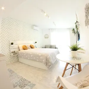 torremolinos-new-central-studio-plata-with-balcony.es-andalucia.com/